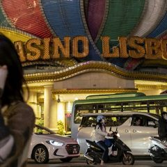 Macau Casinos to Operate with Minimum Staff as Cases Boom